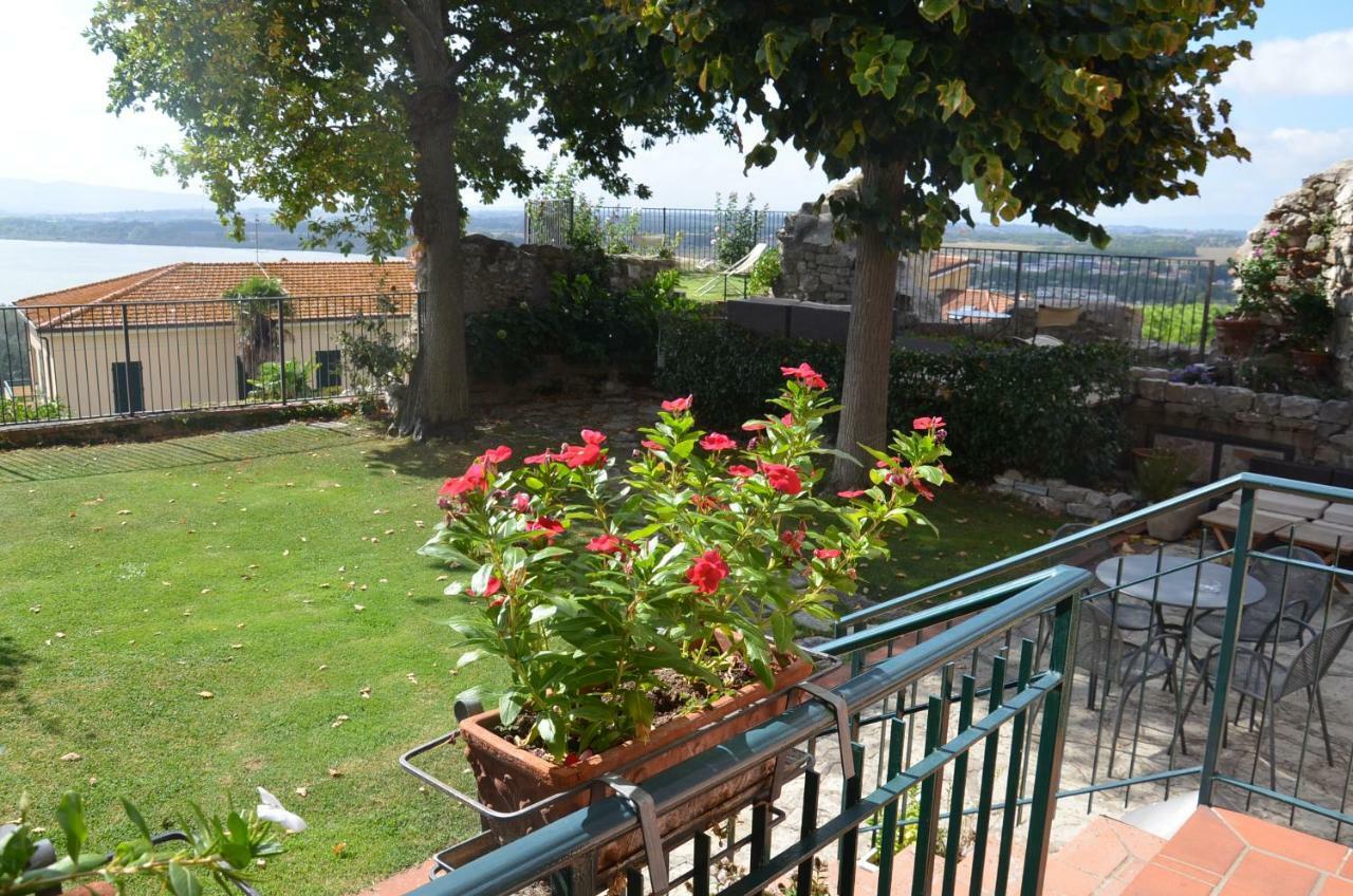 Il Torrione Bed and Breakfast Castiglione del Lago Buitenkant foto